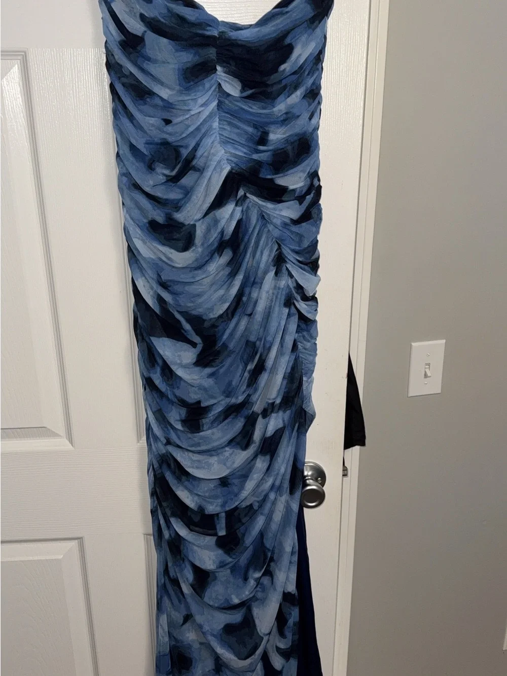 Abercrombie & Fitch Strapless Navy Blue Abstract Ruched Maxi Dress
